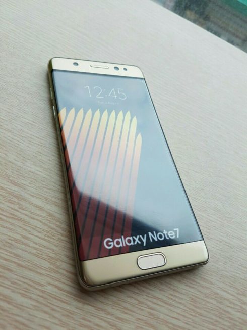 Samsung Galaxy Note 7 hands on gold august 2016  (2)