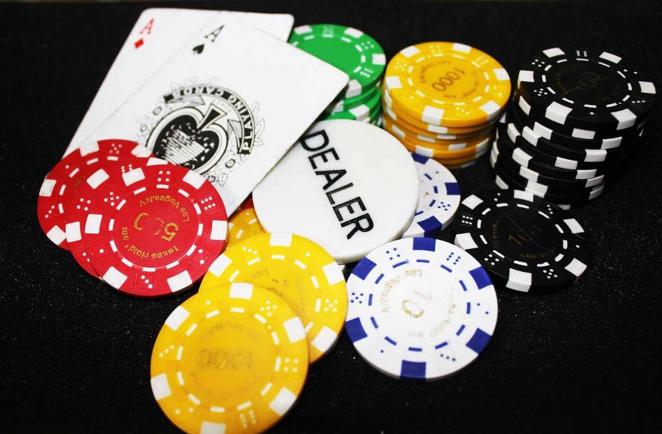 How Online Casinos Do It
