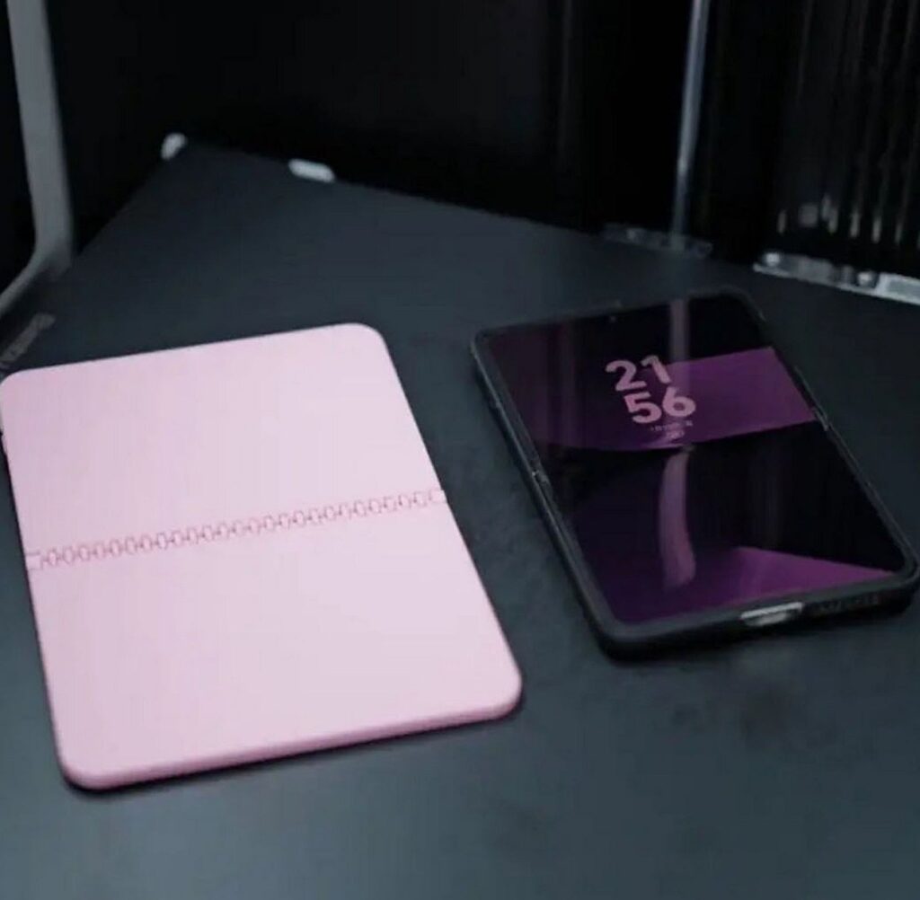 iphone fold mockup comparison to huawei pura x