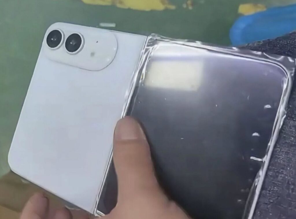 iphone fold ultra white silver leak