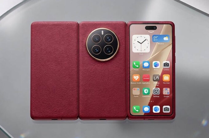 Huawei Mate XT2 render